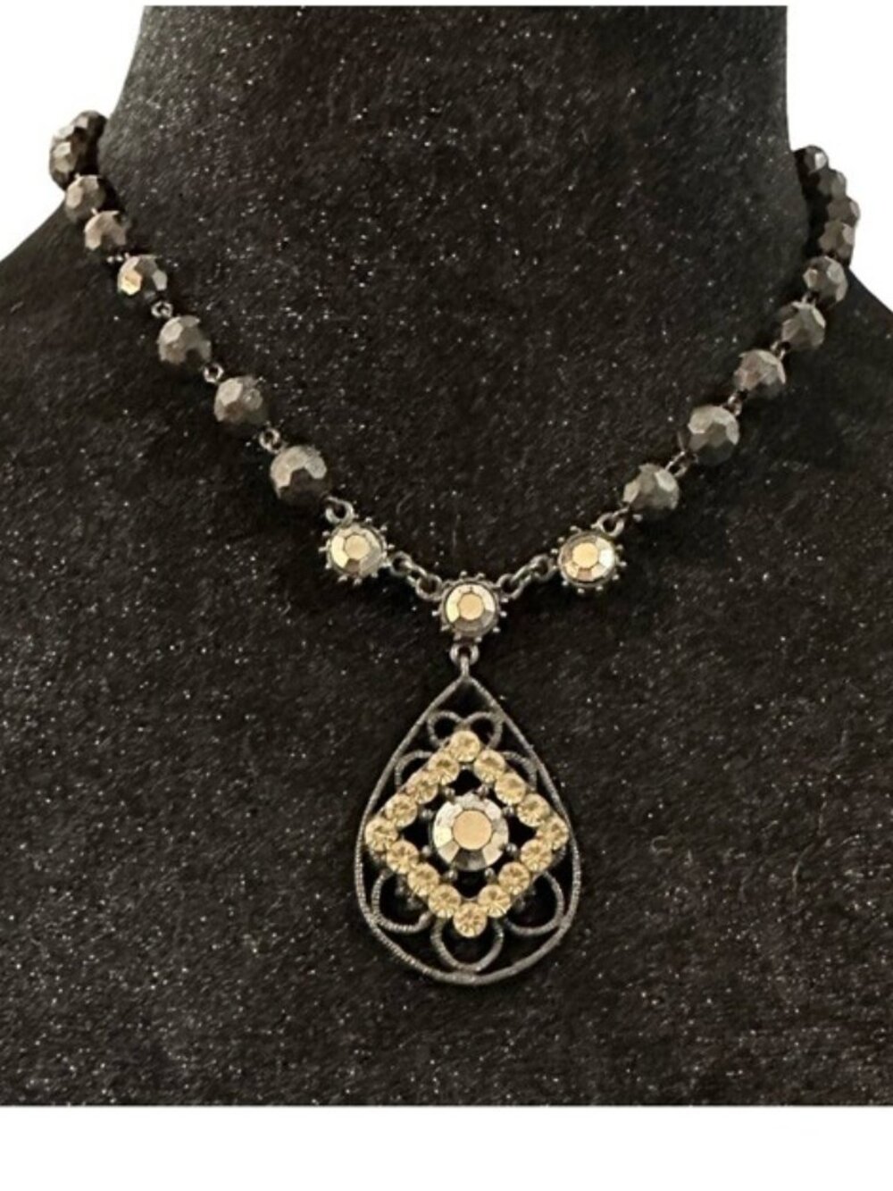 Vintage Robert Rose Necklace Black Beaded Rhinestone Pendant Adjustable Length - Picture 2 of 3